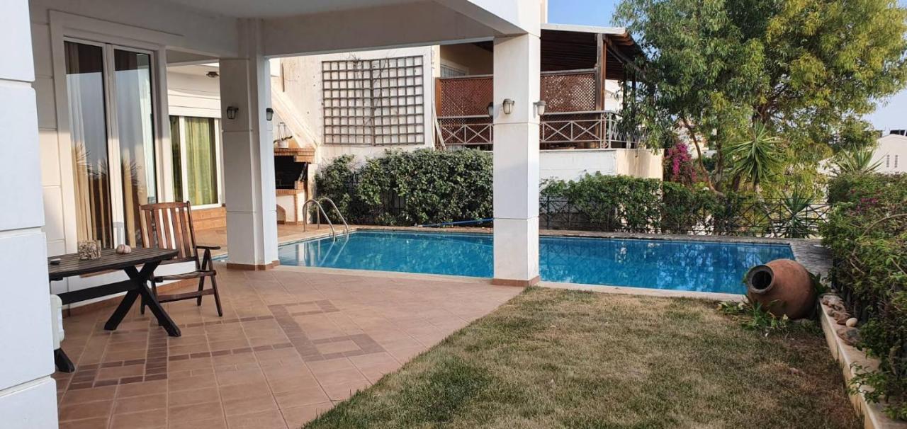 Athenian Luxury Villa In Glyfada Exterior foto